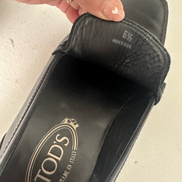Tod’s Classic Black Leather Fall Quiet Luxury Loafers M 6.5 W9 Made in Italy - Picture 10 of 10